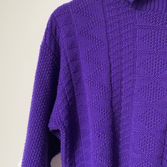 Kintted sweater - Picture 4 of 4